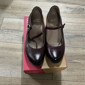 Dansko Loralie Shoes